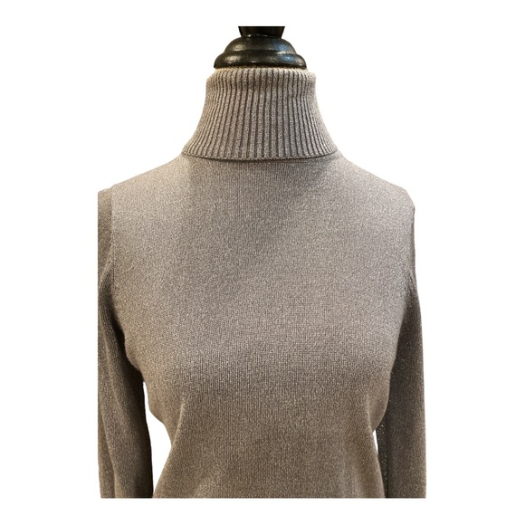 Joseph A Sparkly Silver Gray Turtle Neck Long Sleeve Knit Top Women’s Size MP - Picture 4 of 9